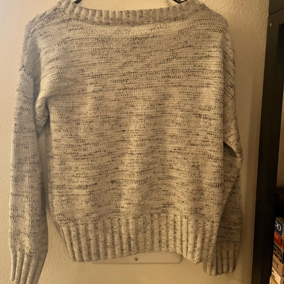 Sweater - Picture 2 of 4